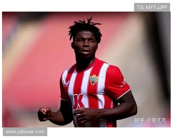 亚特兰大成功转会策略揭秘：低买高卖库普梅纳斯与霍伊伦的精彩案例